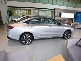 吉利幾何G6圖片