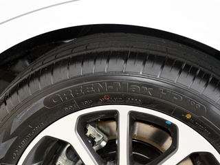 全新艾瑞泽5图片