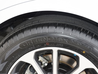 全新艾瑞泽5图片