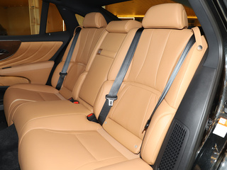 雷克萨斯LS图片