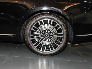 奔驰S级新能源图片