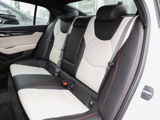 凯迪拉克CT5图片