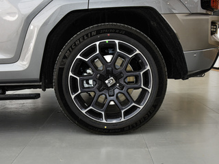 坦克700新能源图片