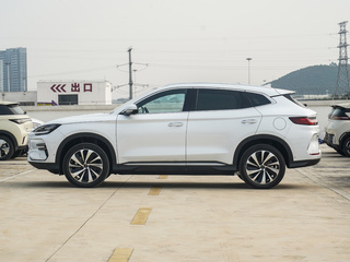 宋PLUS新能源图片