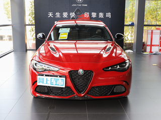 Giulia朱丽叶图片