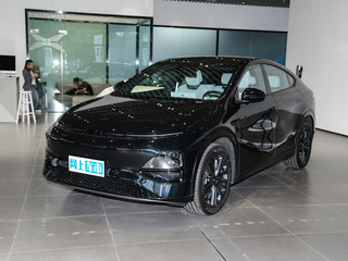 小鹏汽车G6图片