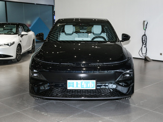 小鹏汽车G6图片