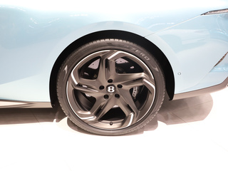 宾利Mulliner Batur图片