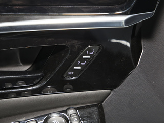 東風(fēng)本田S7圖片