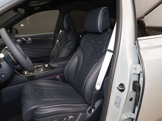 捷尼赛思GV80轿跑图片