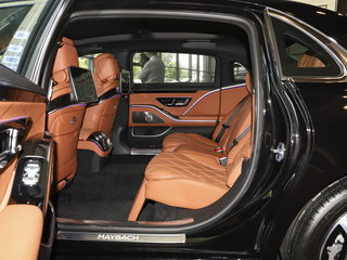 迈巴赫S级图片