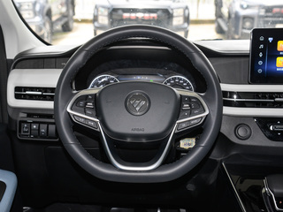 圖雅諾大V新能源圖片