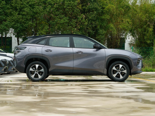 奇瑞舒享家图片