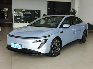 日產(chǎn)N7圖片