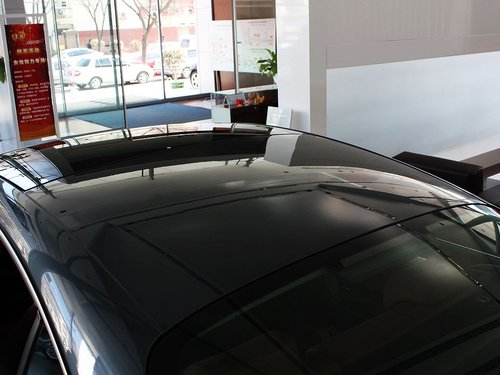 一汽-大众  CC 2.0TSI DSG 车顶后部