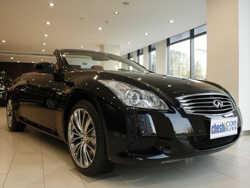 英菲尼迪  G37 3.7 AT 車輛右側(cè)45度角