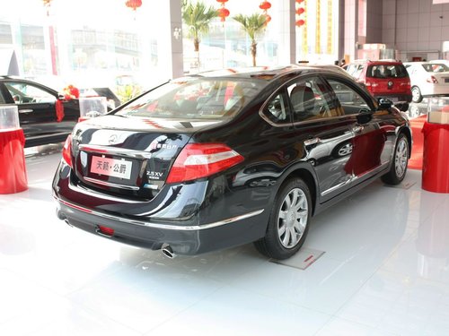 东风日产郑州中原专营店 天籁