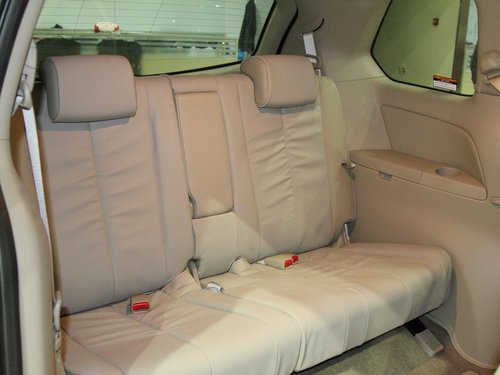 一汽马自达  马自达8 2.3 AT