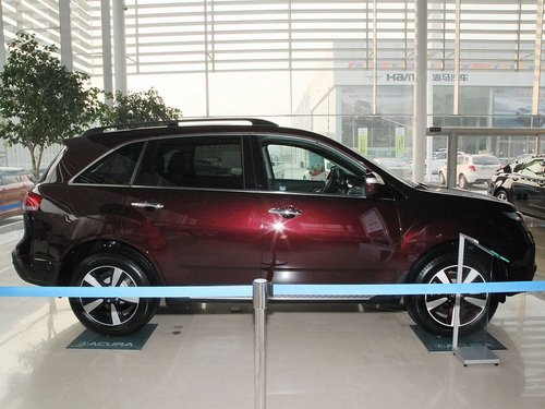 謳歌 MDX 3.7 AT 車輛正右側