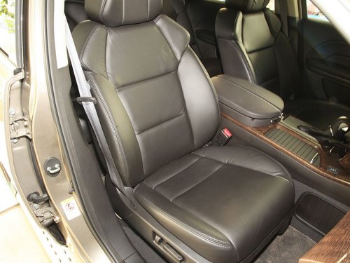 謳歌 MDX 3.7 AT 副駕駛席座椅45度特寫(xiě)