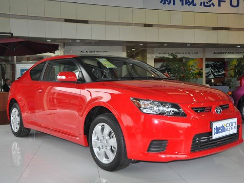 豐田(進口)  杰路馳 2.5 AT 車輛右側(cè)45度角