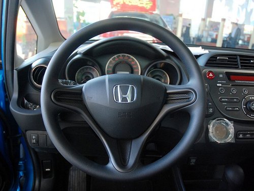 广汽本田  1.5L 自动 方向盘整体