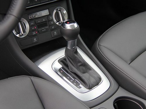 奥迪Q3精悍上市 运通俊盈展车现已到店