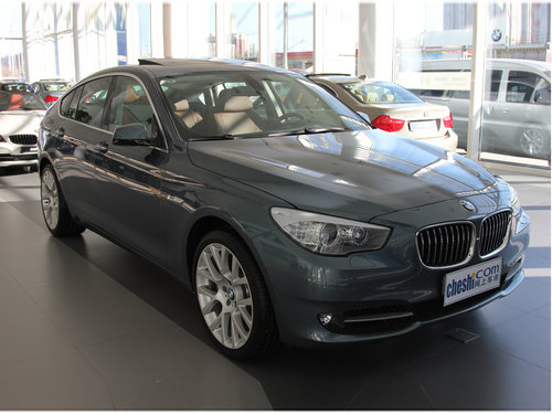 宝马(进口)  GT 535i 3.0T  AT 车辆右侧45度角