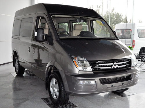 大通MAXUS V80 2.5T MT