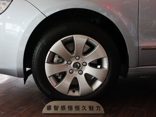 斯柯达  昊锐 1.4TSI 前轮整体照片