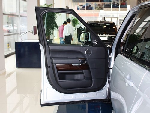 路虎  揽胜 5.0T V8 左前车门正视图