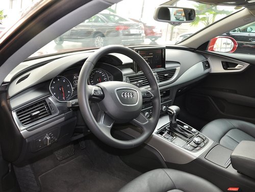 奥迪(进口) 奥迪A7 30FSI 中控台左侧