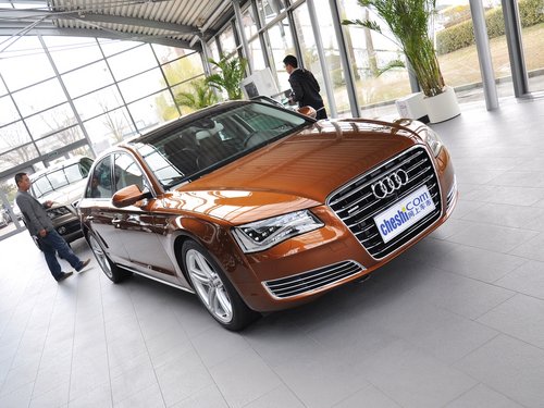 奥迪(进口)  奥迪A8 45TFSI quattro