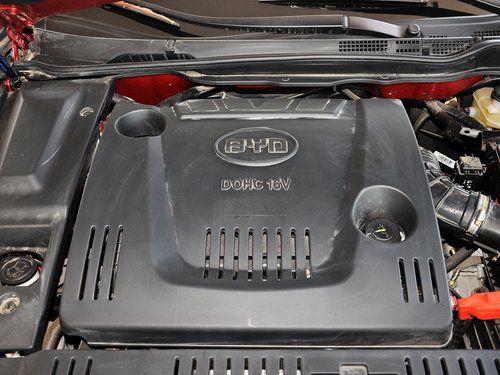 比亚迪  比亚迪G6 1.5T MT 发动机主体特写