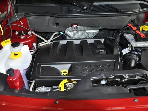 Jeep吉普  自由客 2.4L CVT