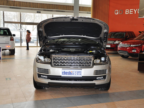 路虎  揽胜5.0 V8 车辆发动机舱整体