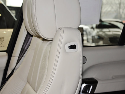 路虎  揽胜5.0 V8 副驾驶席内侧特写