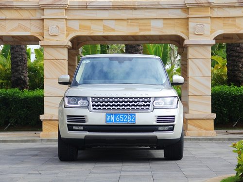 路虎  揽胜 5.0T V8 车头正面视角