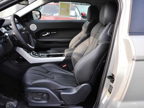 路虎  极光 2.0T AT 驾驶席座椅正视图