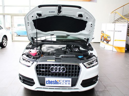 一汽奥迪  2.0T 车辆发动机舱整体