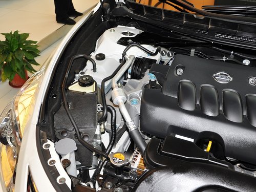 东风日产 天籁 2.0L CVT