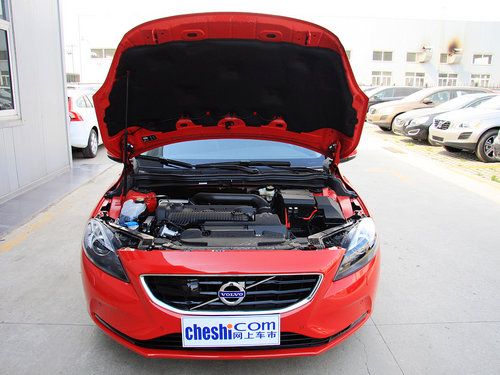 沃爾沃(進口) 沃爾沃V40 2.0T AT 車輛發動機艙整體