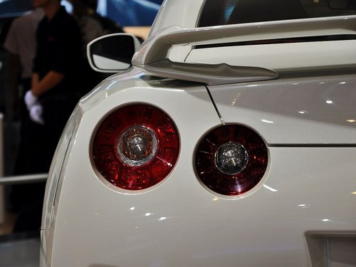 日产(进口)  3.8T DCT