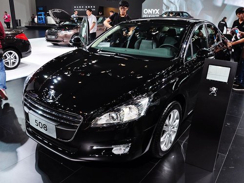 东风标致  2.3L 自动