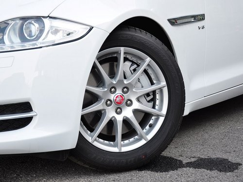 捷豹 XJL 3.0 SC
