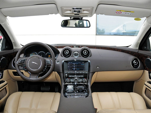 捷豹 XJL 3.0 SC