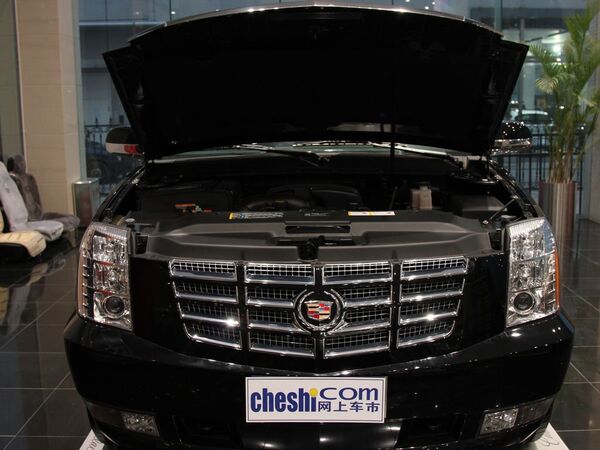 凯迪拉克(进口)  6.0 CVT 车辆发动机舱整体