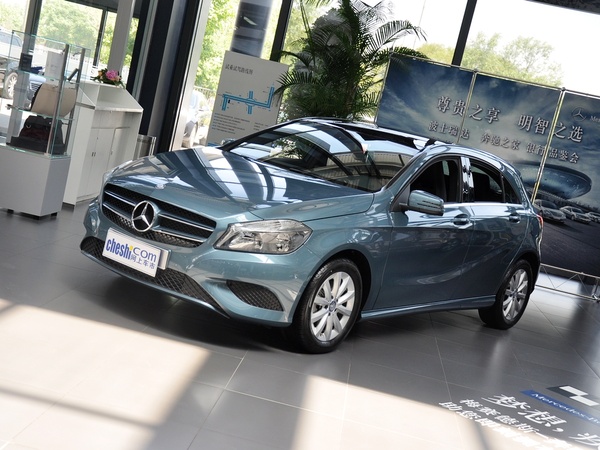 奔驰(进口)  A180 1.6T DCT