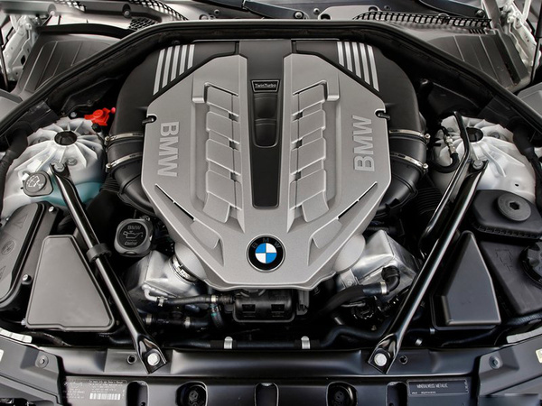 宝马(进口)  750Li 4.4T