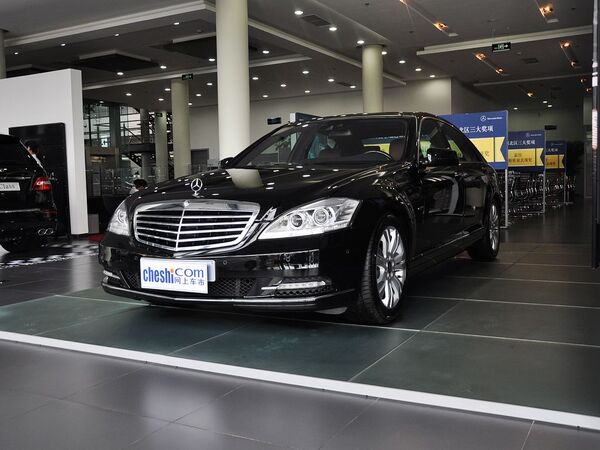 奔馳(進口)  S350L 3.5L 車輛左前45度視角